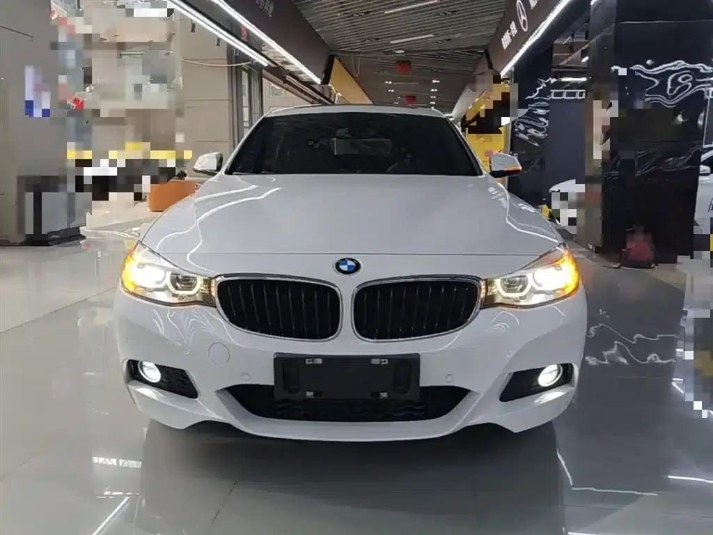 2019 BMW 3 Series GT 320i M Sport Package — миниатюра 3