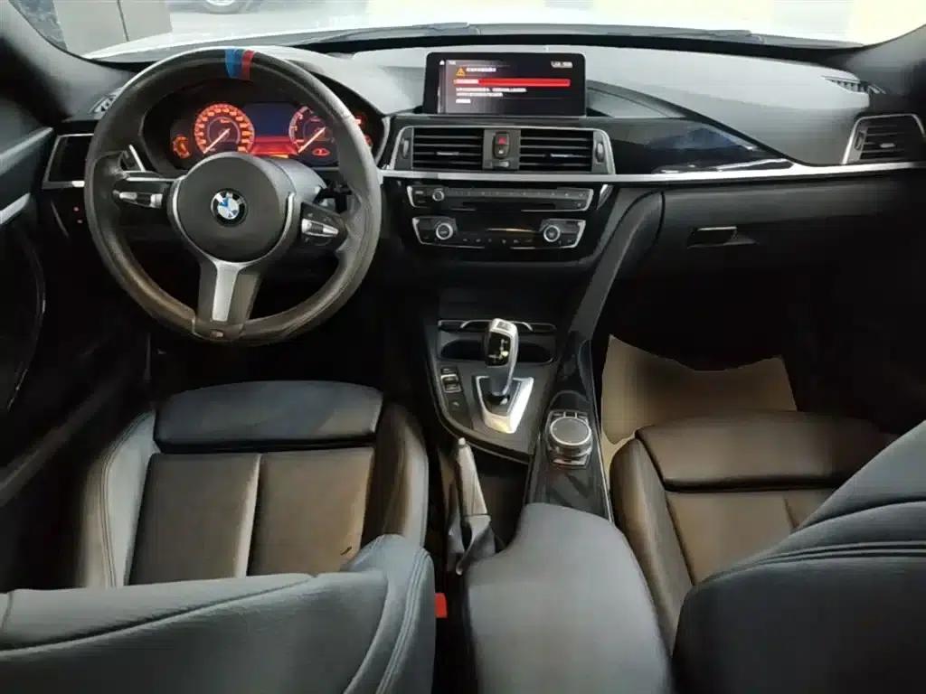 2019 BMW 3 Series GT 320i M Sport Package — миниатюра 10