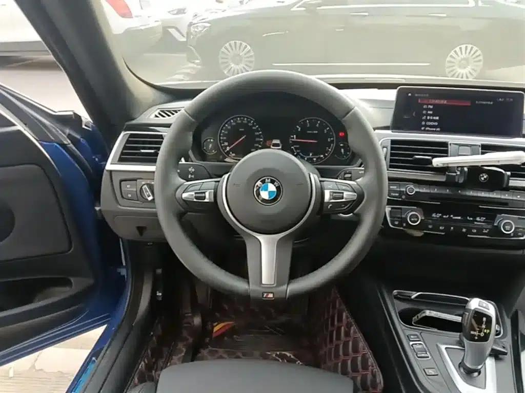 2019 BMW 3 Series GT 320i M Sport Package — миниатюра 11