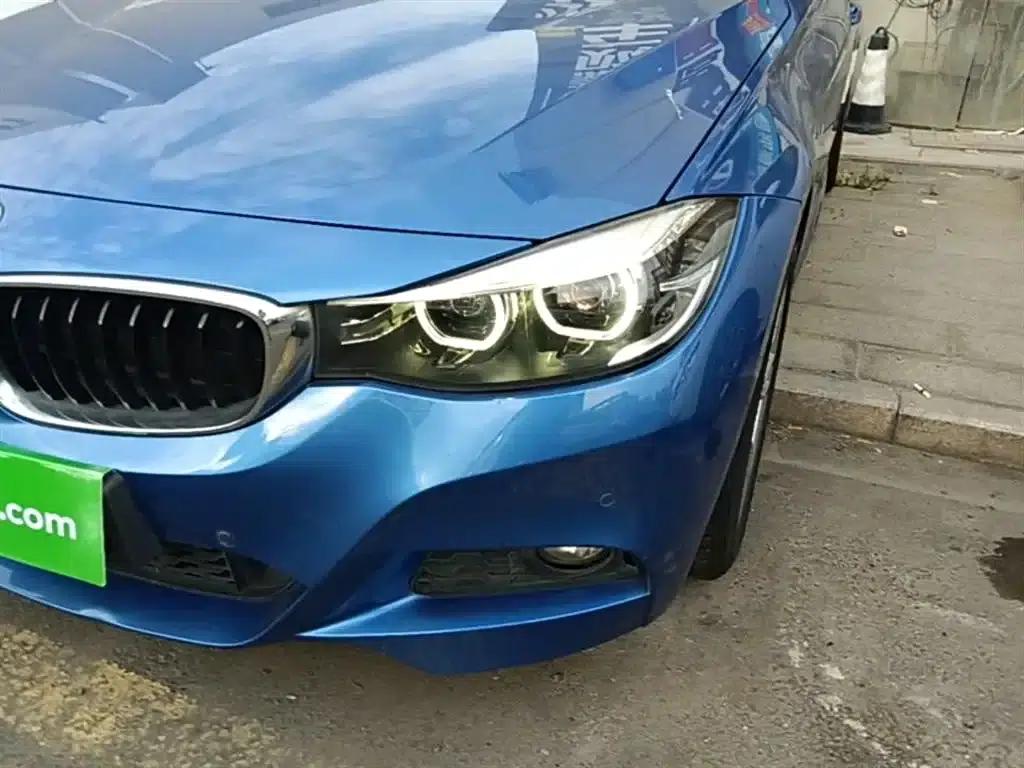 2019 BMW 3 Series GT 320i M Sport Package — миниатюра 24