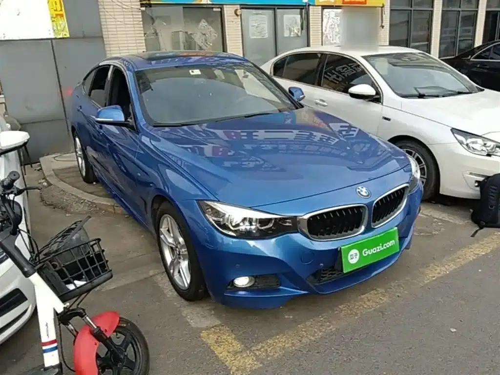 2019 BMW 3 Series GT 320i M Sport Package — миниатюра 4