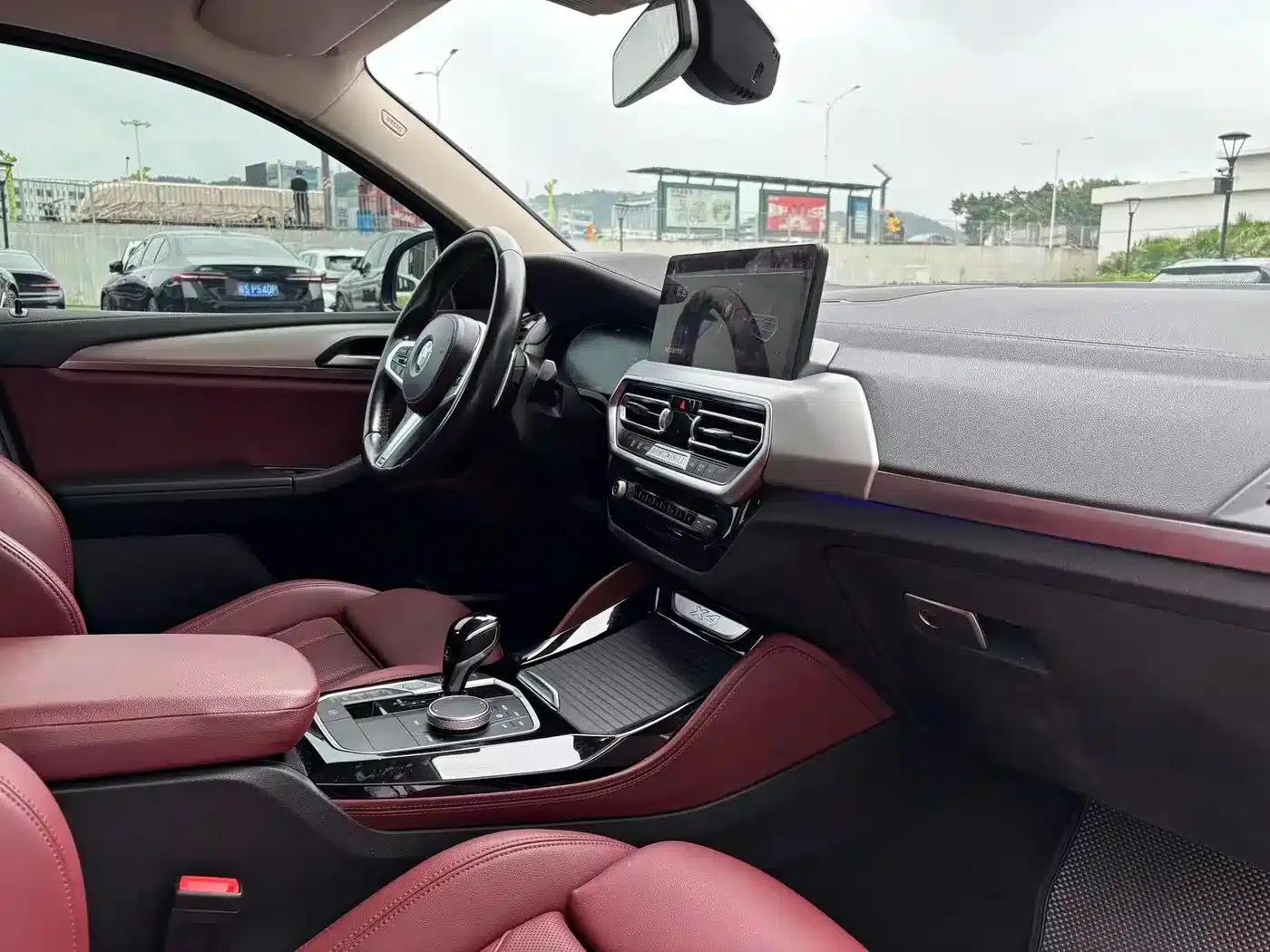 2022 BMW X4 xDrive 25i M Sport Package — миниатюра 12