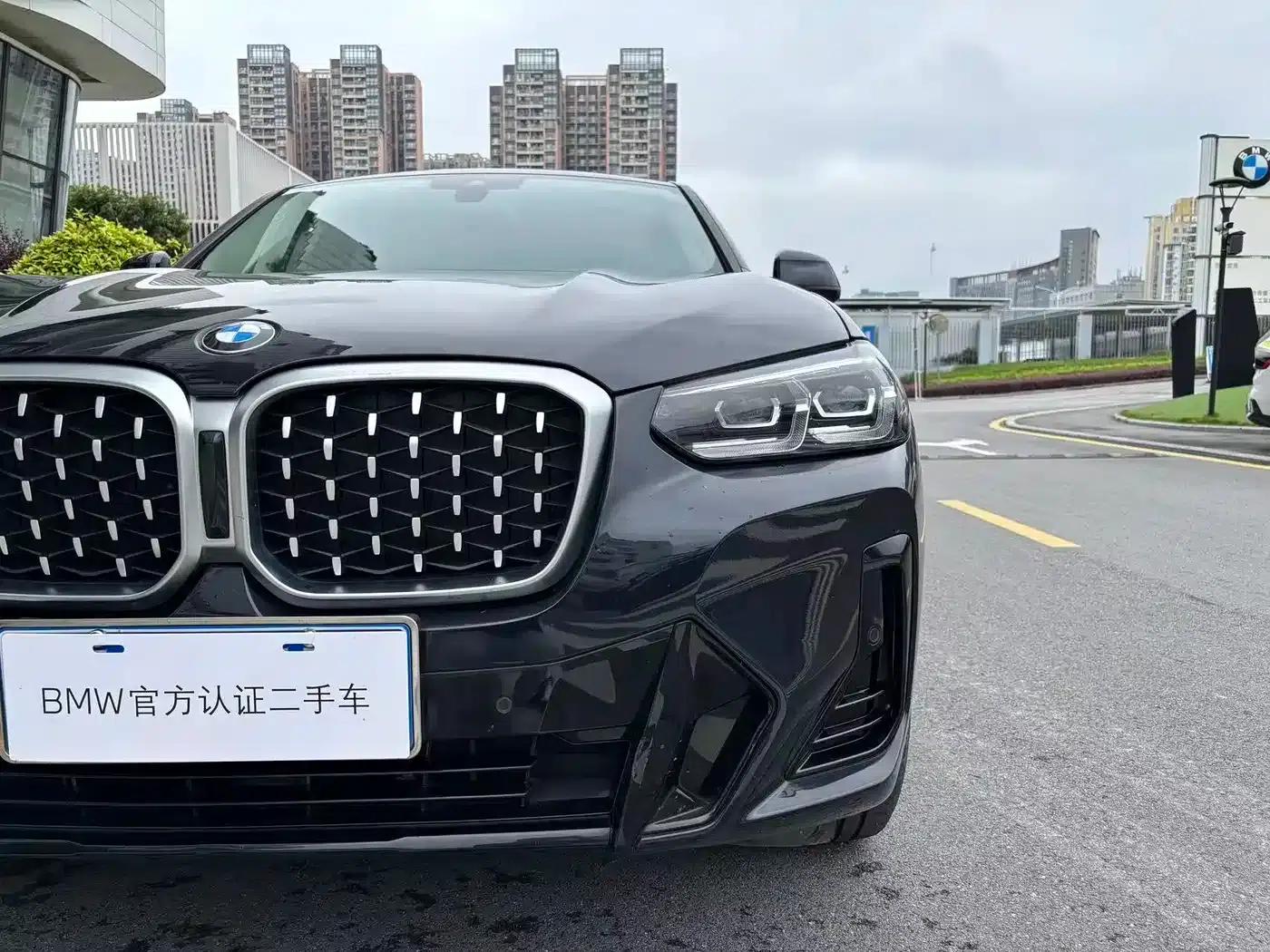 2022 BMW X4 xDrive 25i M Sport Package — миниатюра 7