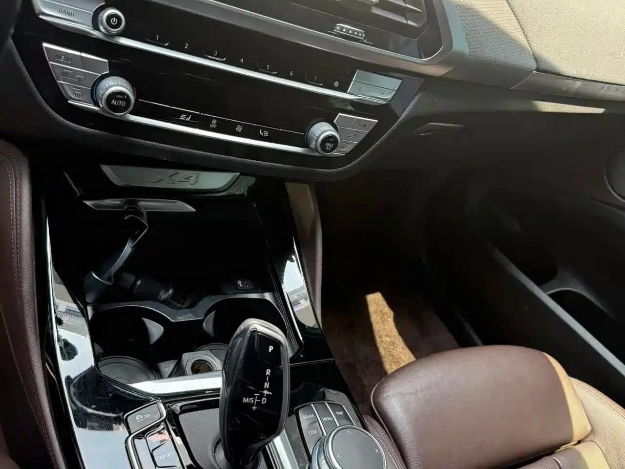 BMW X4 2021 Facelift xDrive 25i M Sport Shadow Edition — миниатюра 5