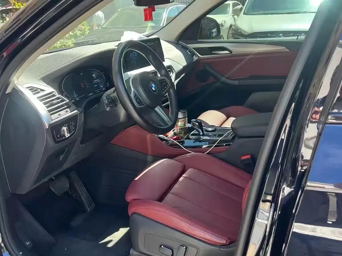 2022 BMW X4 xDrive 30i M Sport Package — миниатюра 5