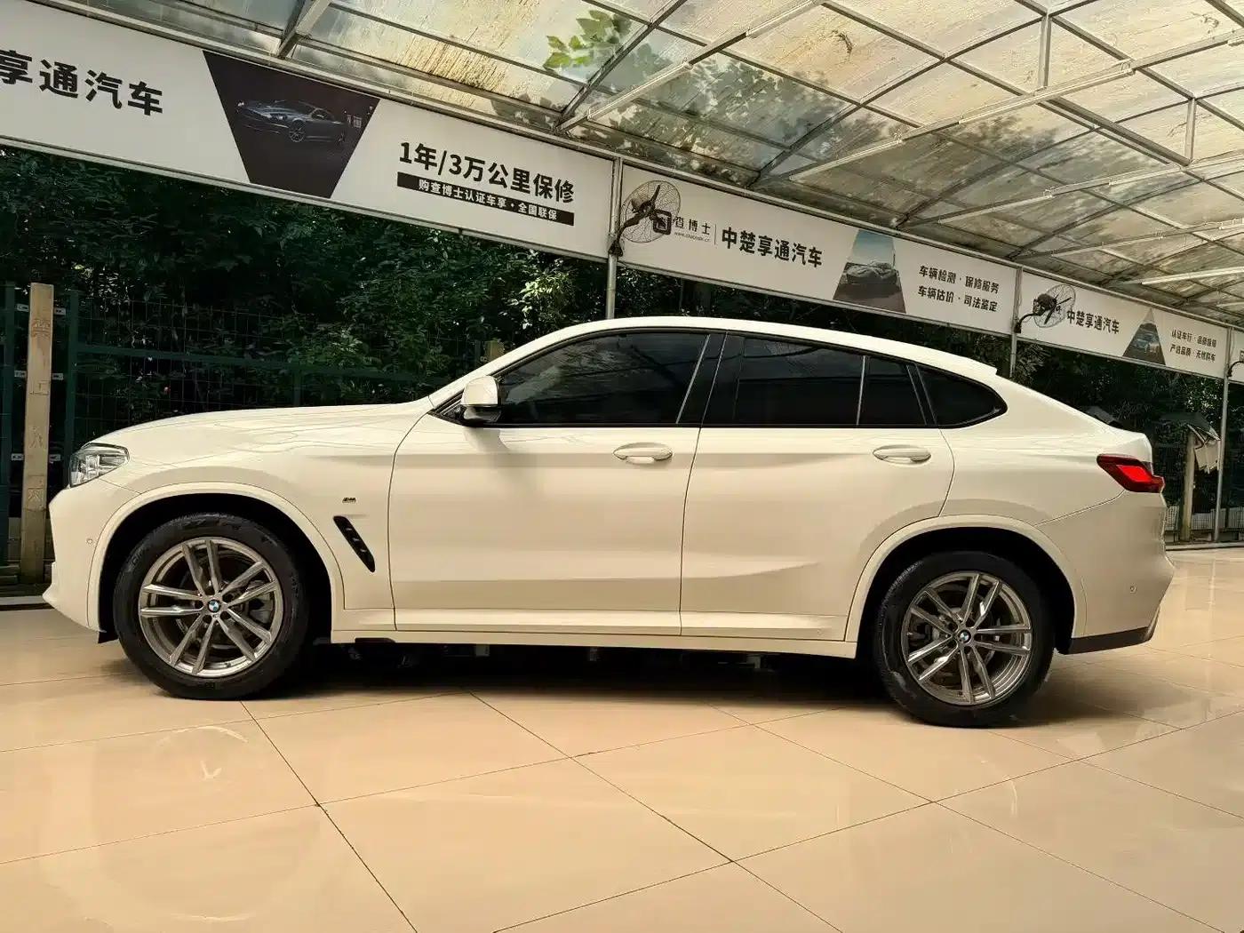 2021 BMW X4 xDrive 25i M Sport Package — миниатюра 3
