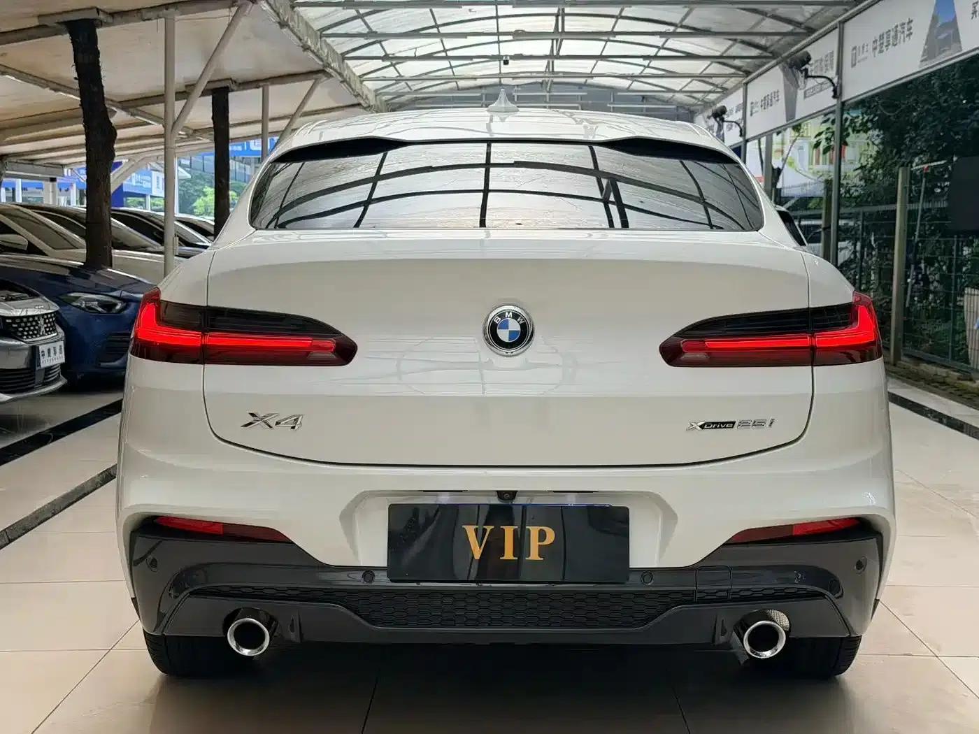 2021 BMW X4 xDrive 25i M Sport Package — миниатюра 5