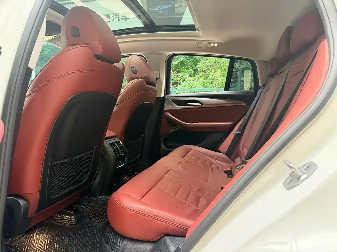 2021 BMW X4 xDrive 25i M Sport Package — миниатюра 8
