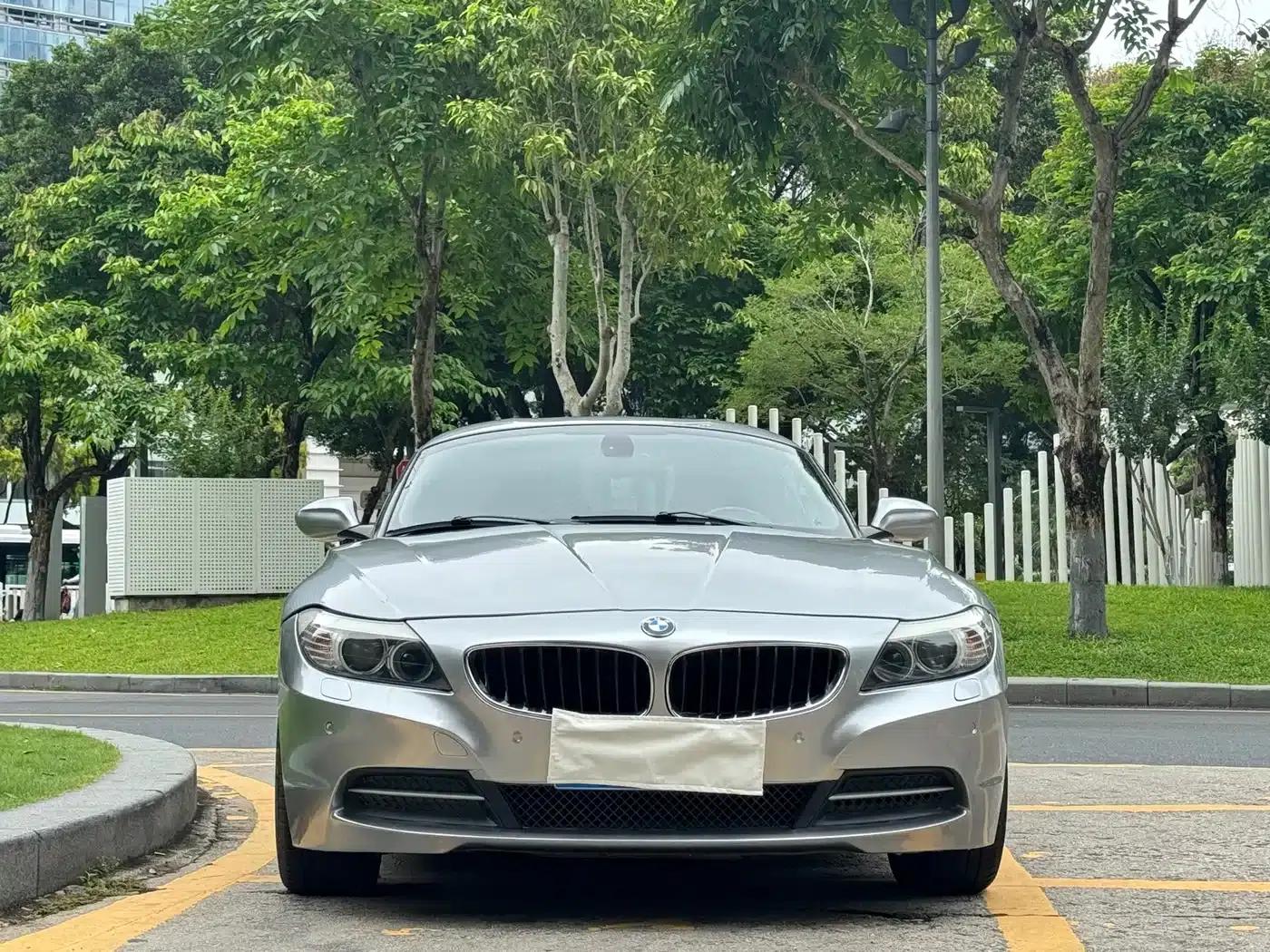 BMW Z4 2011 sDrive23i Flame Limited Edition — миниатюра 2
