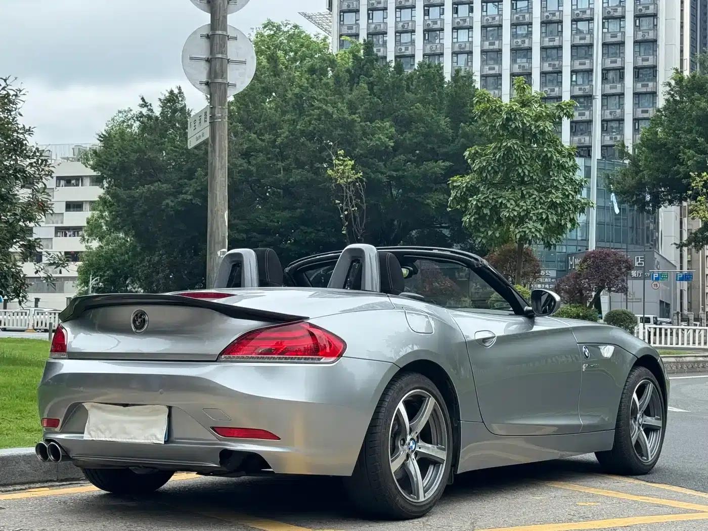 BMW Z4 2011 sDrive23i Flame Limited Edition — миниатюра 12