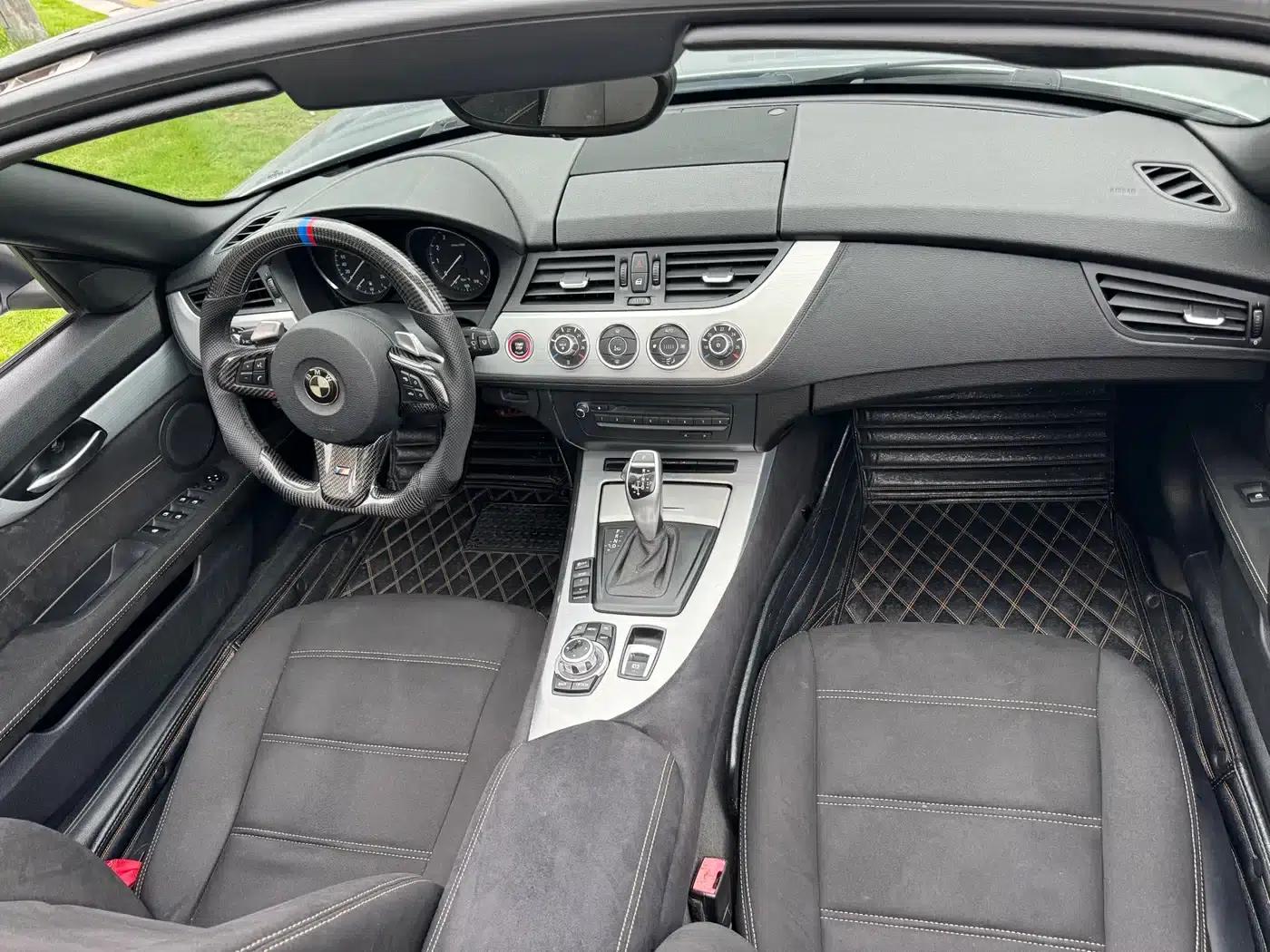 BMW Z4 2011 sDrive23i Flame Limited Edition — миниатюра 6