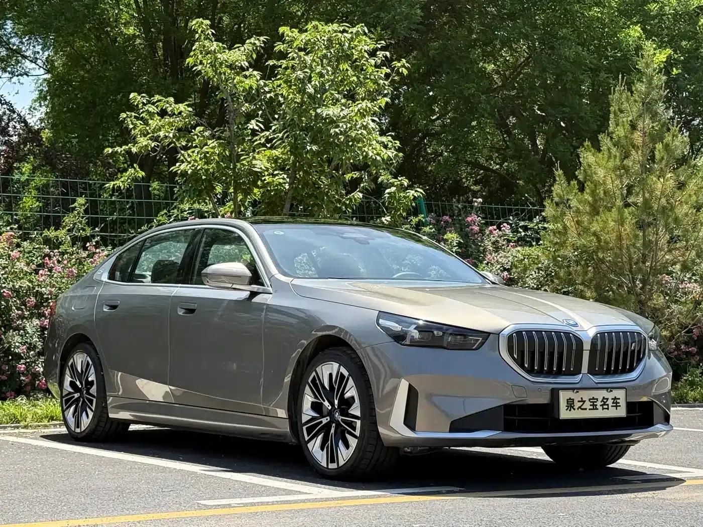BMW i5 2024 eDrive 35L Premium Luxury Package — миниатюра 3