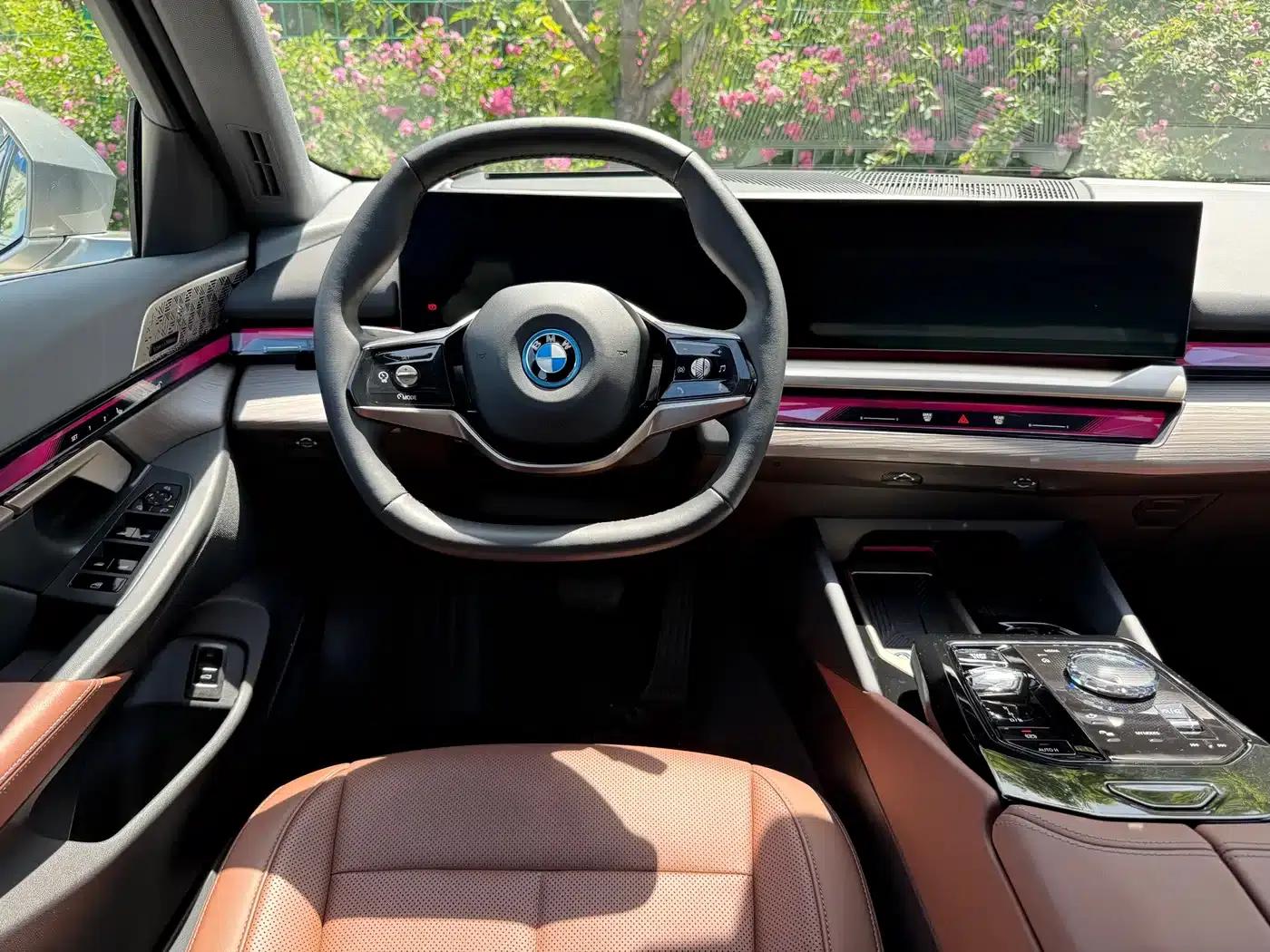 BMW i5 2024 eDrive 35L Premium Luxury Package — миниатюра 24