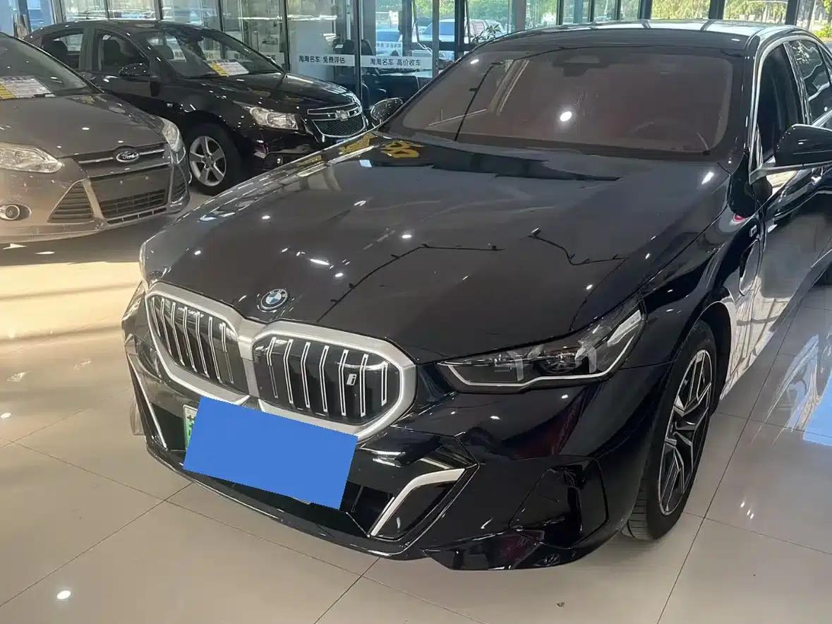 BMW i5 2025 eDrive 40L M Sport Package — миниатюра 1