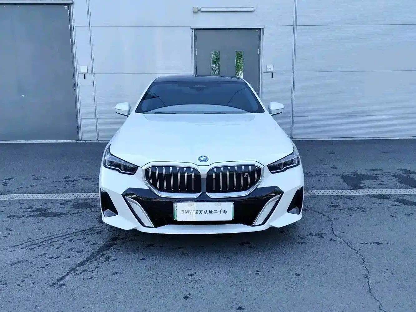 BMW i5 2025 eDrive 35L M Sport Package — миниатюра 2