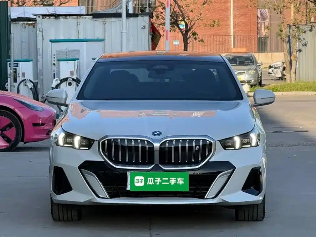 BMW i5 2024 eDrive 35L Premium M Sport Package — миниатюра 3