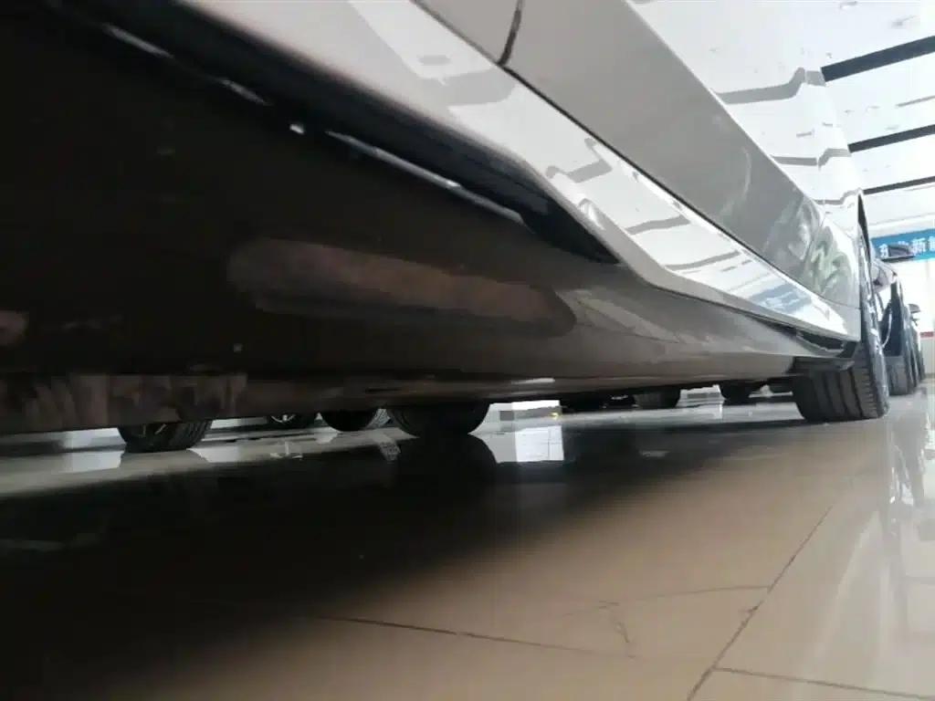 BMW i5 2024 eDrive 35L Premium M Sport Package — миниатюра 22
