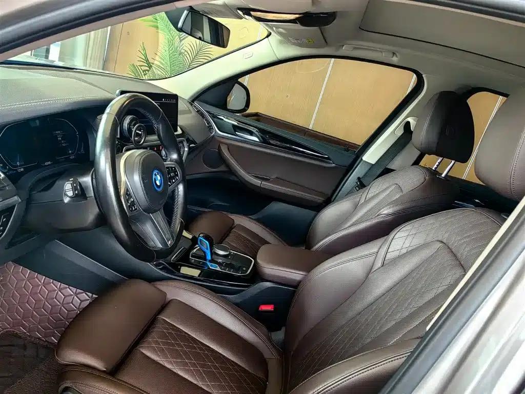 BMW iX3 2022 Leading Edition — миниатюра 6