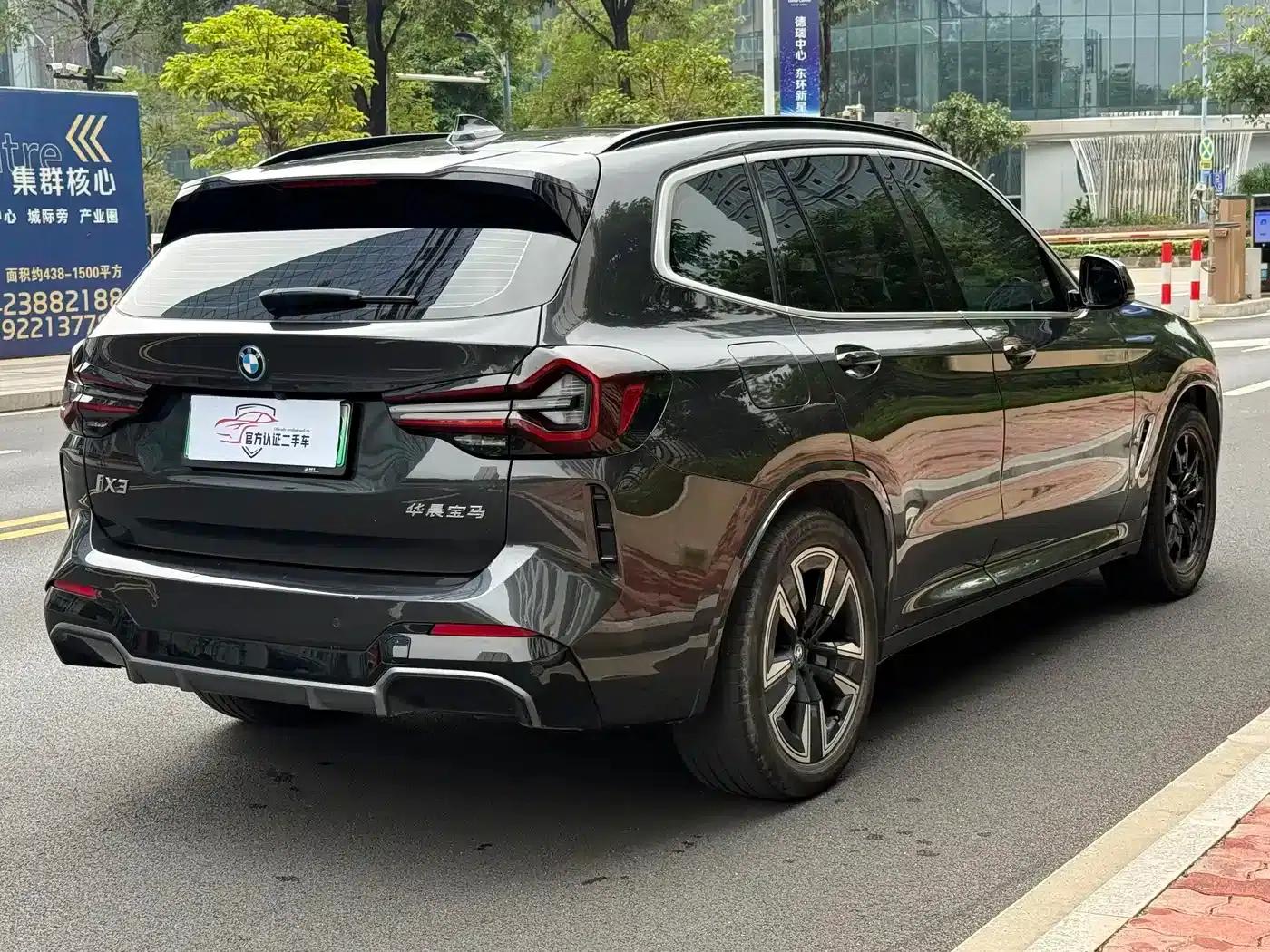BMW iX3 2023 Leading Edition — миниатюра 4