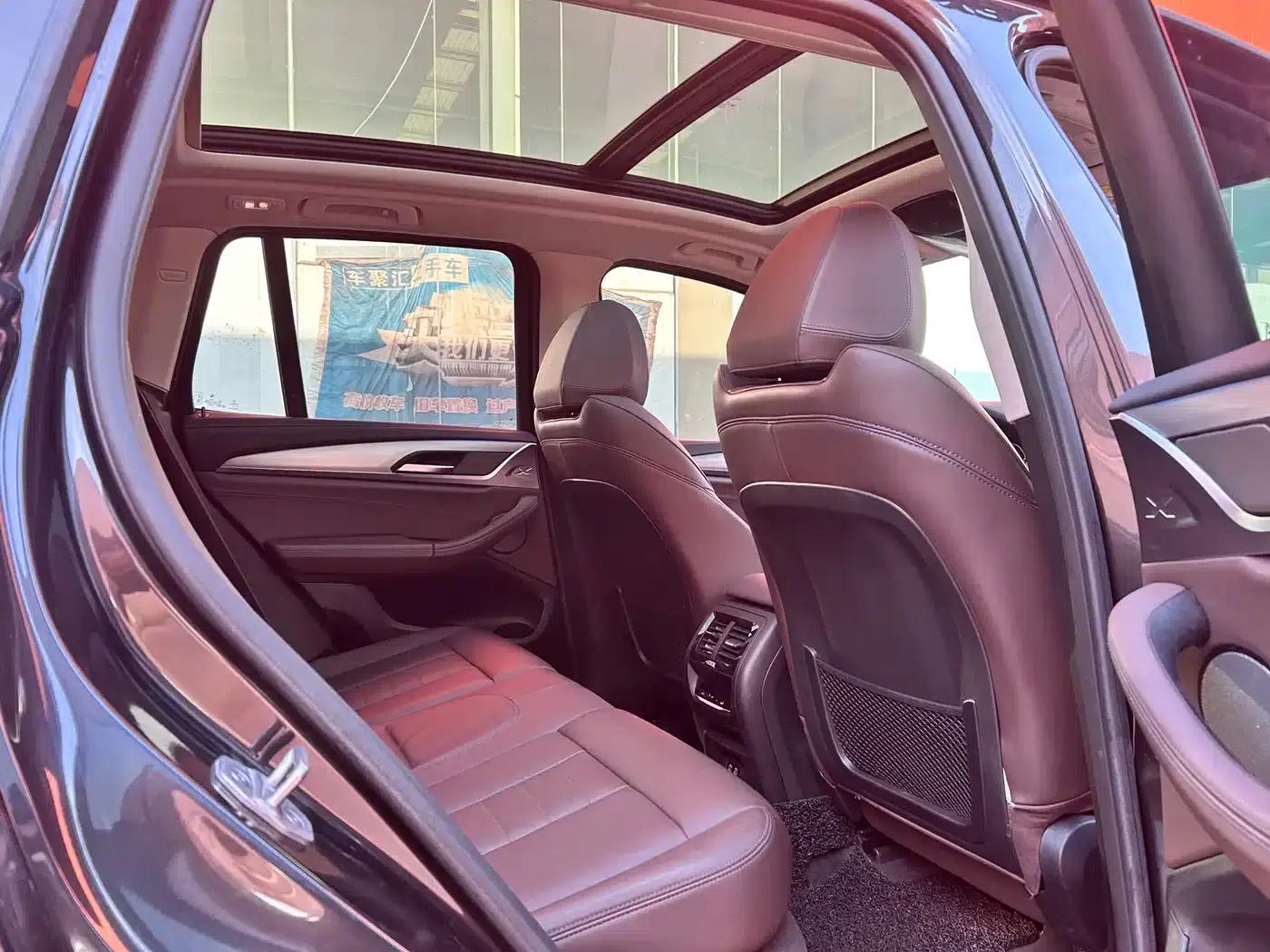BMW iX3 2021 Leading Edition — миниатюра 11