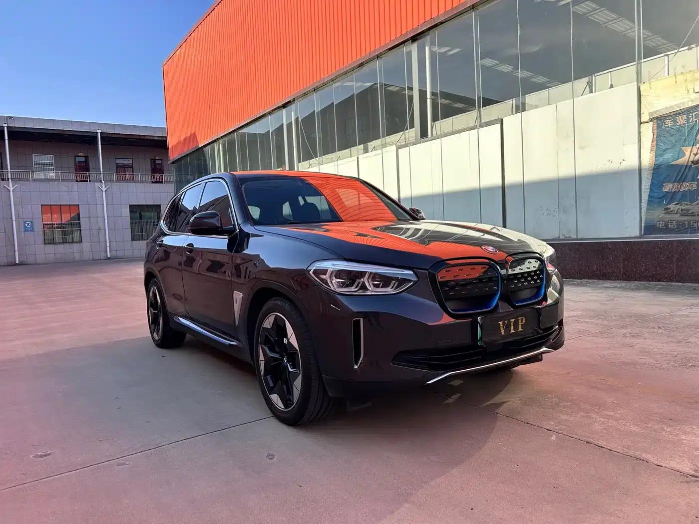 BMW iX3 2021 Leading Edition — миниатюра 3