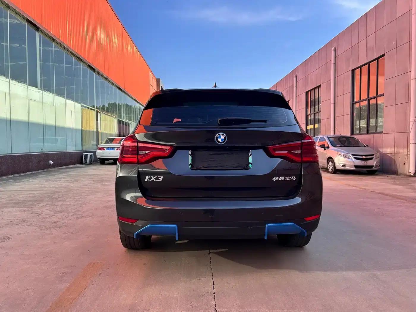 BMW iX3 2021 Leading Edition — миниатюра 5