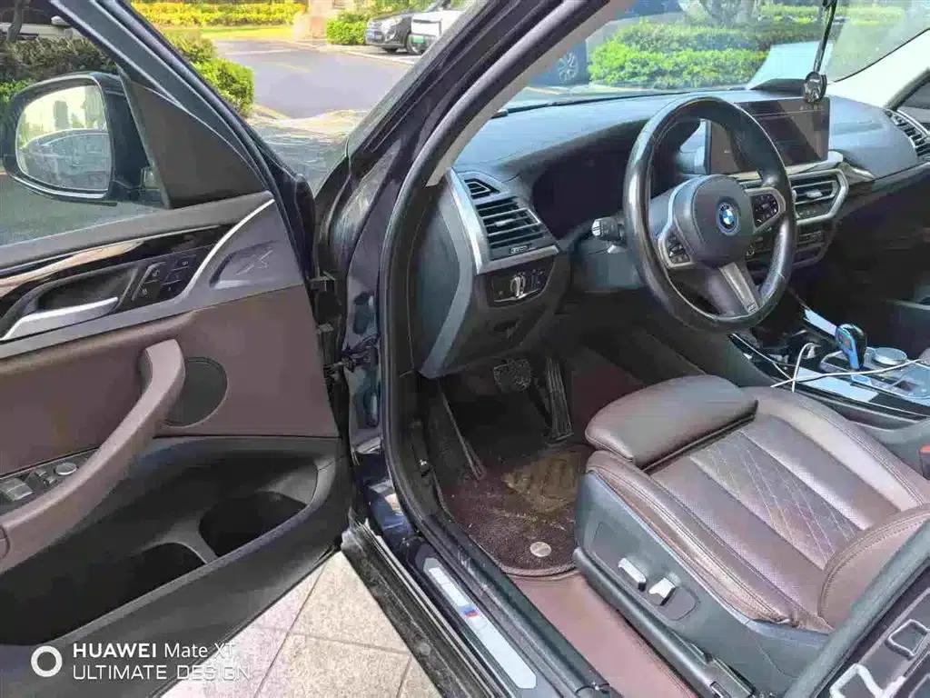 BMW iX3 2022 Leading Edition — миниатюра 4