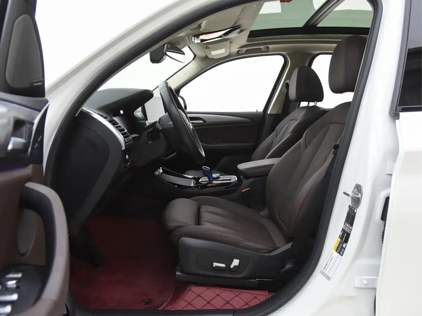 BMW iX3 2022 Leading Edition — миниатюра 13