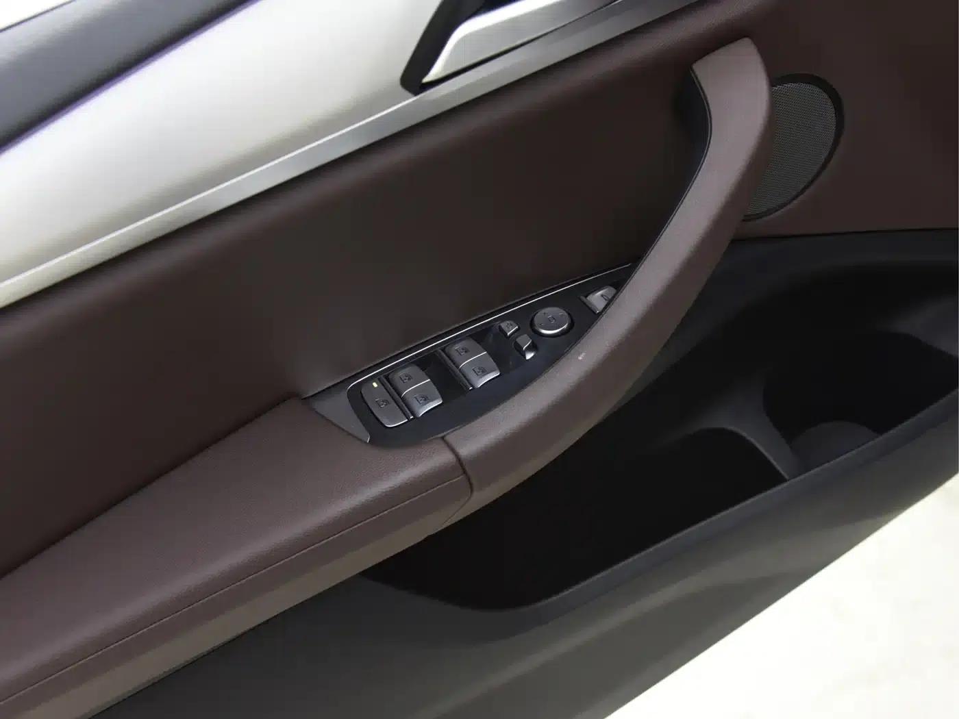 BMW iX3 2022 Leading Edition — миниатюра 14