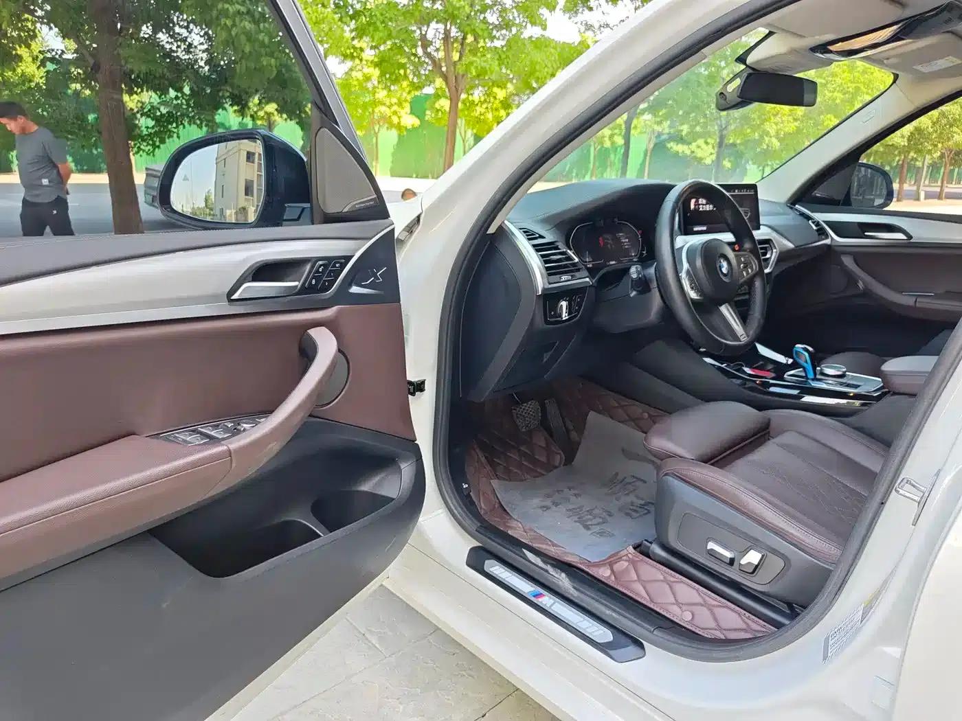 BMW iX3 2022 Leading Edition — миниатюра 5