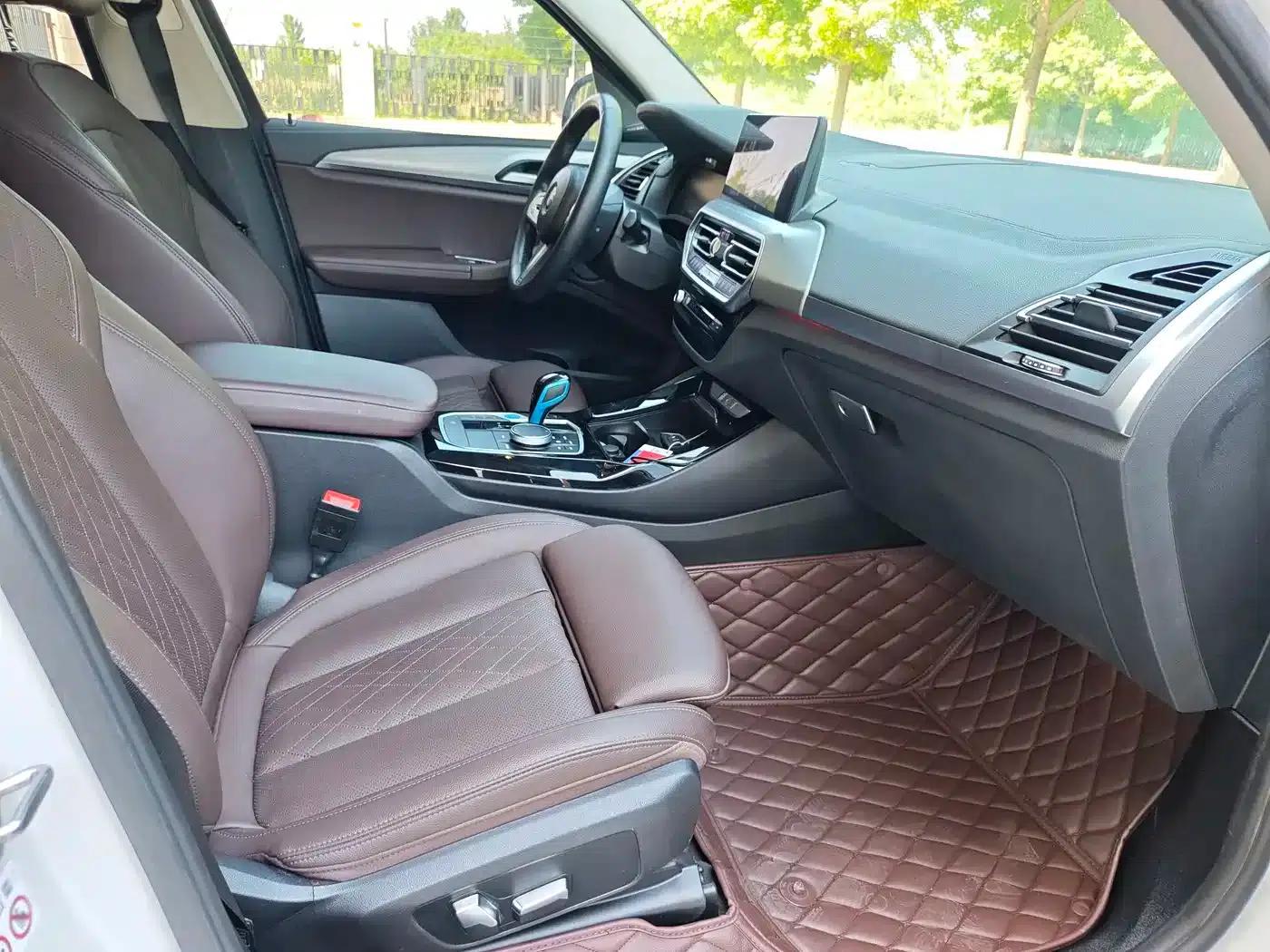 BMW iX3 2022 Leading Edition — миниатюра 6