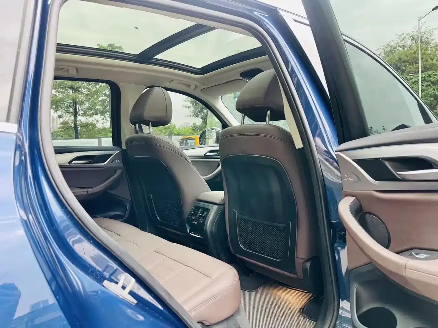 BMW iX3 2021 Leading Edition — миниатюра 6