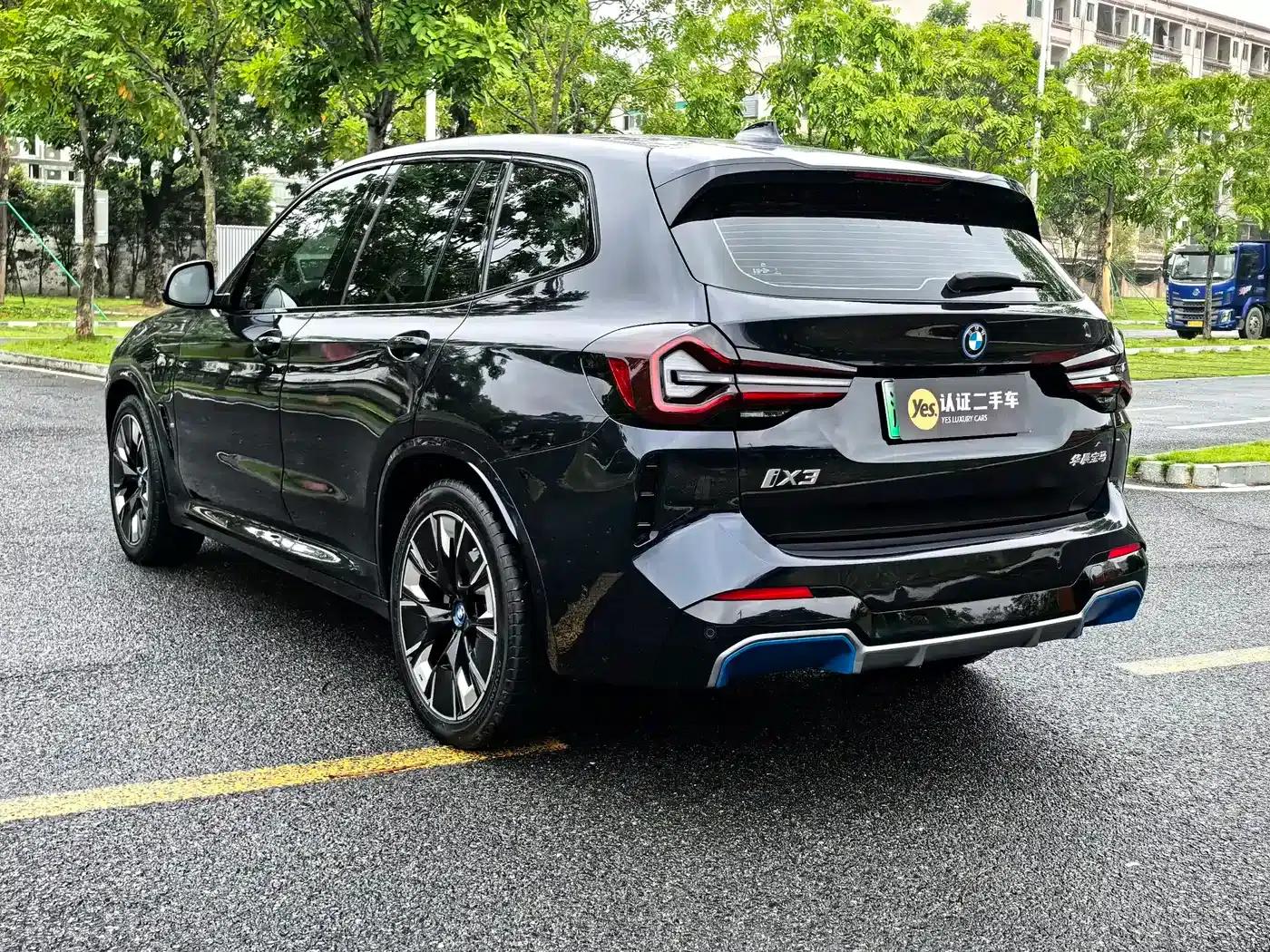 BMW iX3 2022 Leading Edition — миниатюра 7