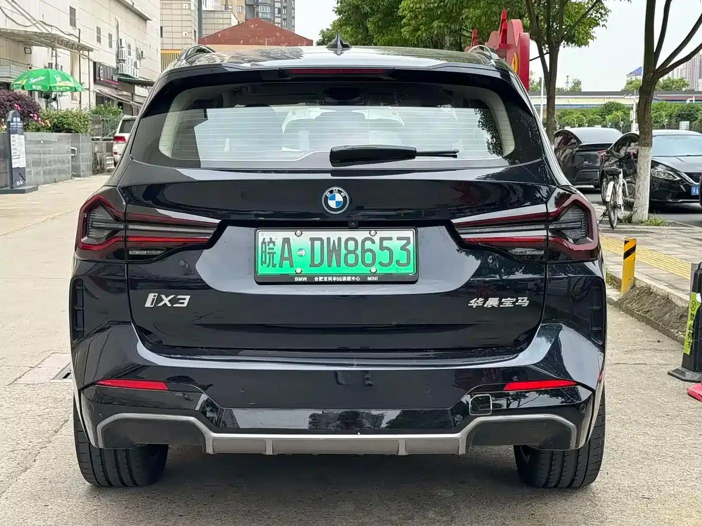 BMW iX3 2023 Leading Edition — миниатюра 15