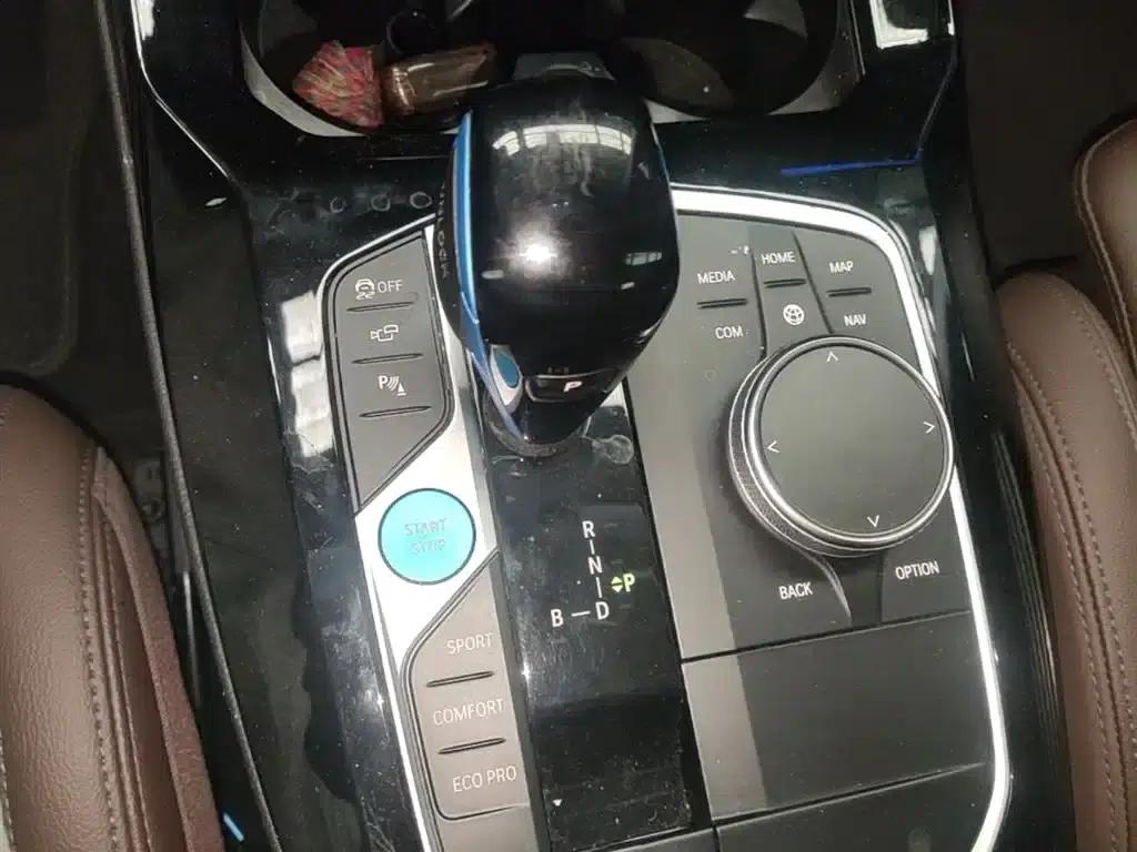 BMW iX3 2022 Facelift - Pioneer Edition — миниатюра 14