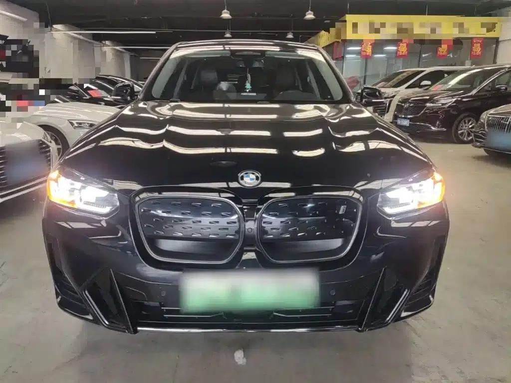 BMW iX3 2022 Facelift - Pioneer Edition — миниатюра 3