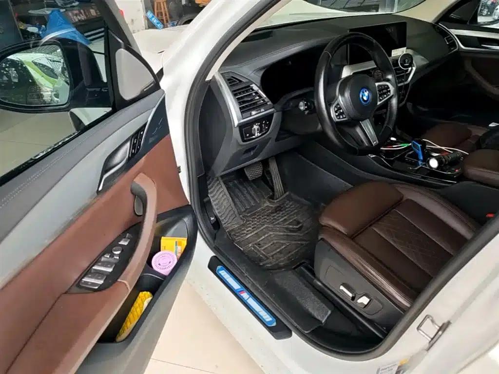 BMW iX3 2022 Leading Edition — миниатюра 16