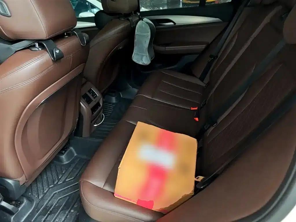 BMW iX3 2022 Leading Edition — миниатюра 17