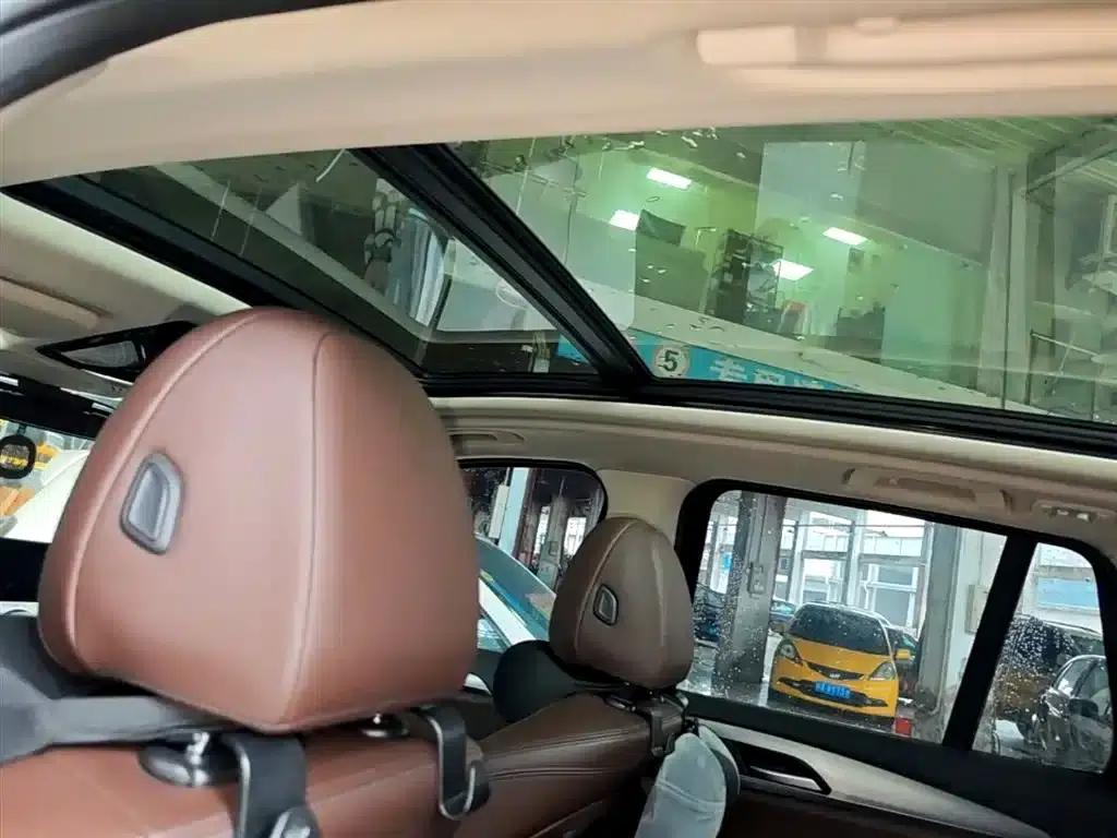 BMW iX3 2022 Leading Edition — миниатюра 18