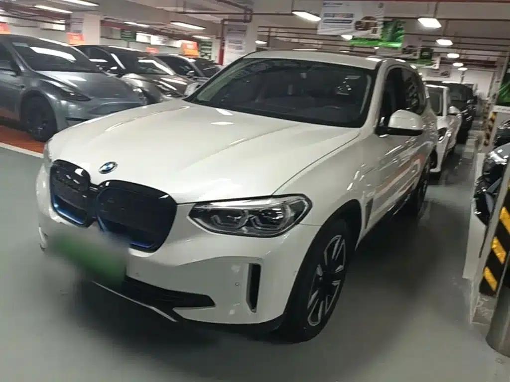 BMW iX3 2021 Leading Edition — миниатюра 2