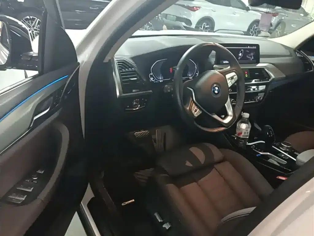 BMW iX3 2021 Leading Edition — миниатюра 16