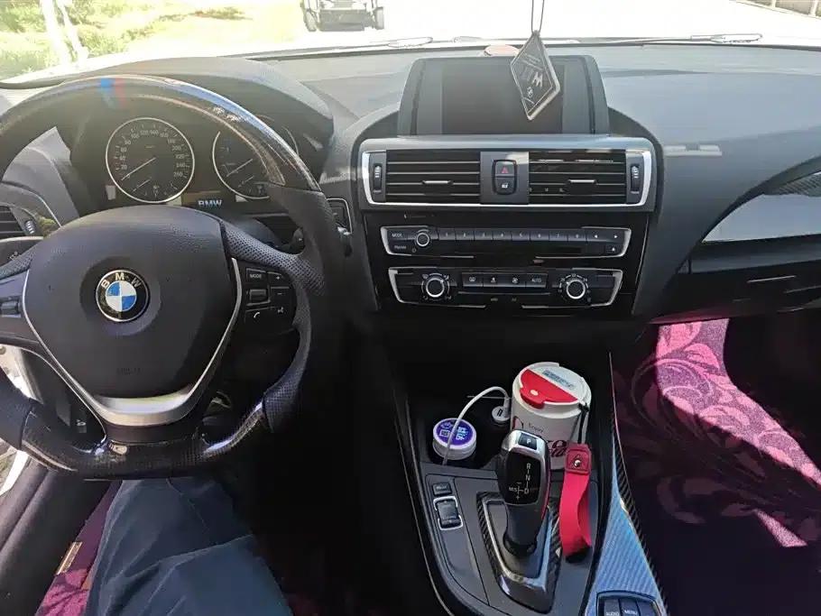 2017 BMW 2 Series Imported Model 220i Leading Edition — миниатюра 12