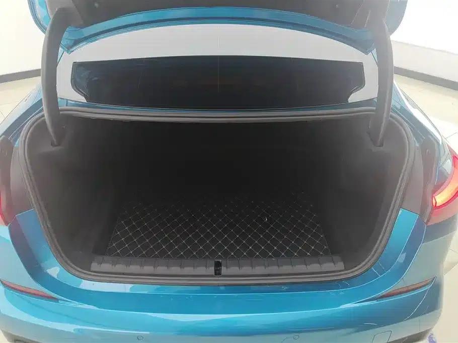 2021 BMW 2 Series Imported 225i Four-Door Coupe M Sport Shadow Edition — миниатюра 4