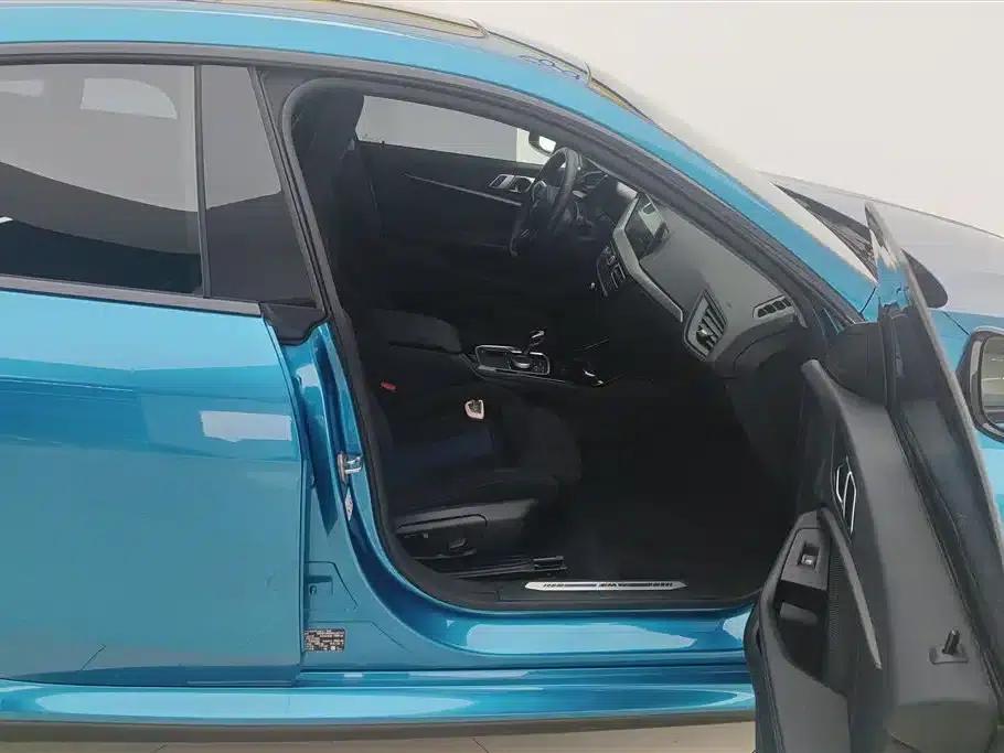 2021 BMW 2 Series Imported 225i Four-Door Coupe M Sport Shadow Edition — миниатюра 8