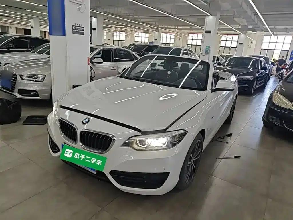 2018 BMW 2 Series Imported 220i Convertible Coupe with Sport Design Package — миниатюра 1