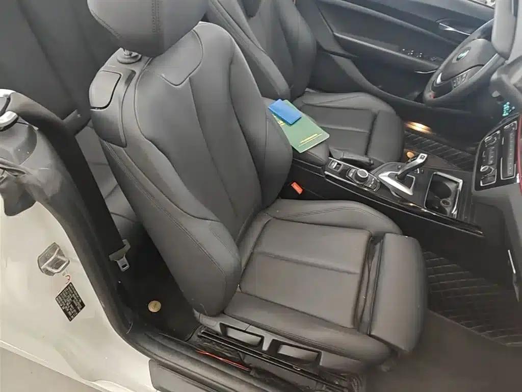2018 BMW 2 Series Imported 220i Convertible Coupe with Sport Design Package — миниатюра 25