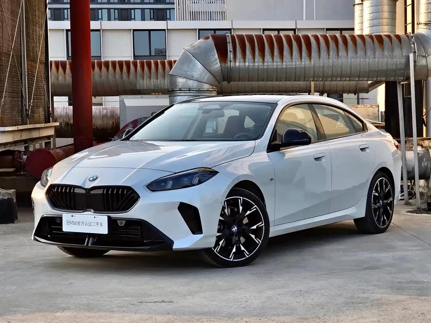 2025 BMW 2 Series 225L M Sport Shadow Edition — миниатюра 1
