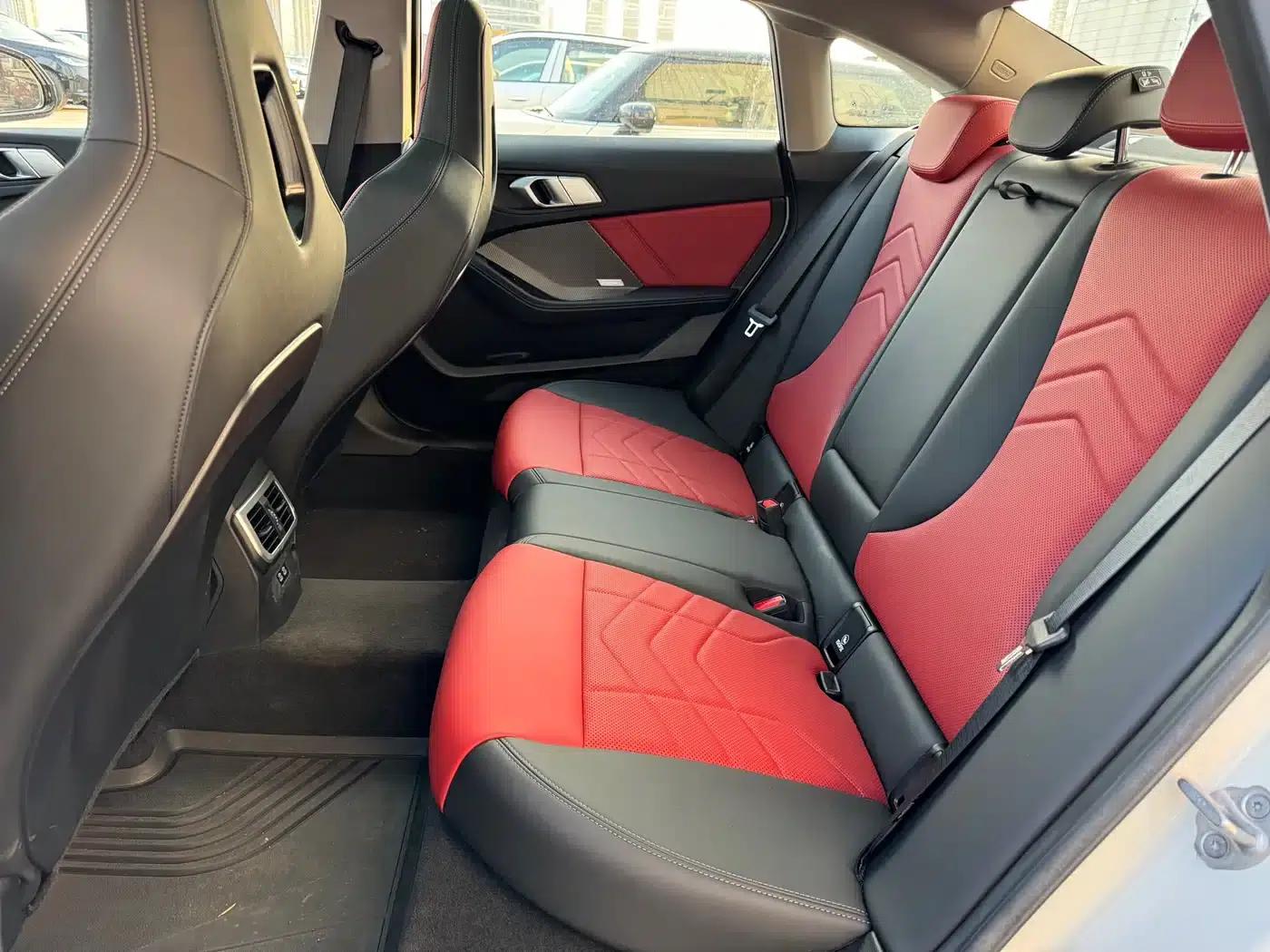 2025 BMW 2 Series 225L M Sport Shadow Edition — миниатюра 11