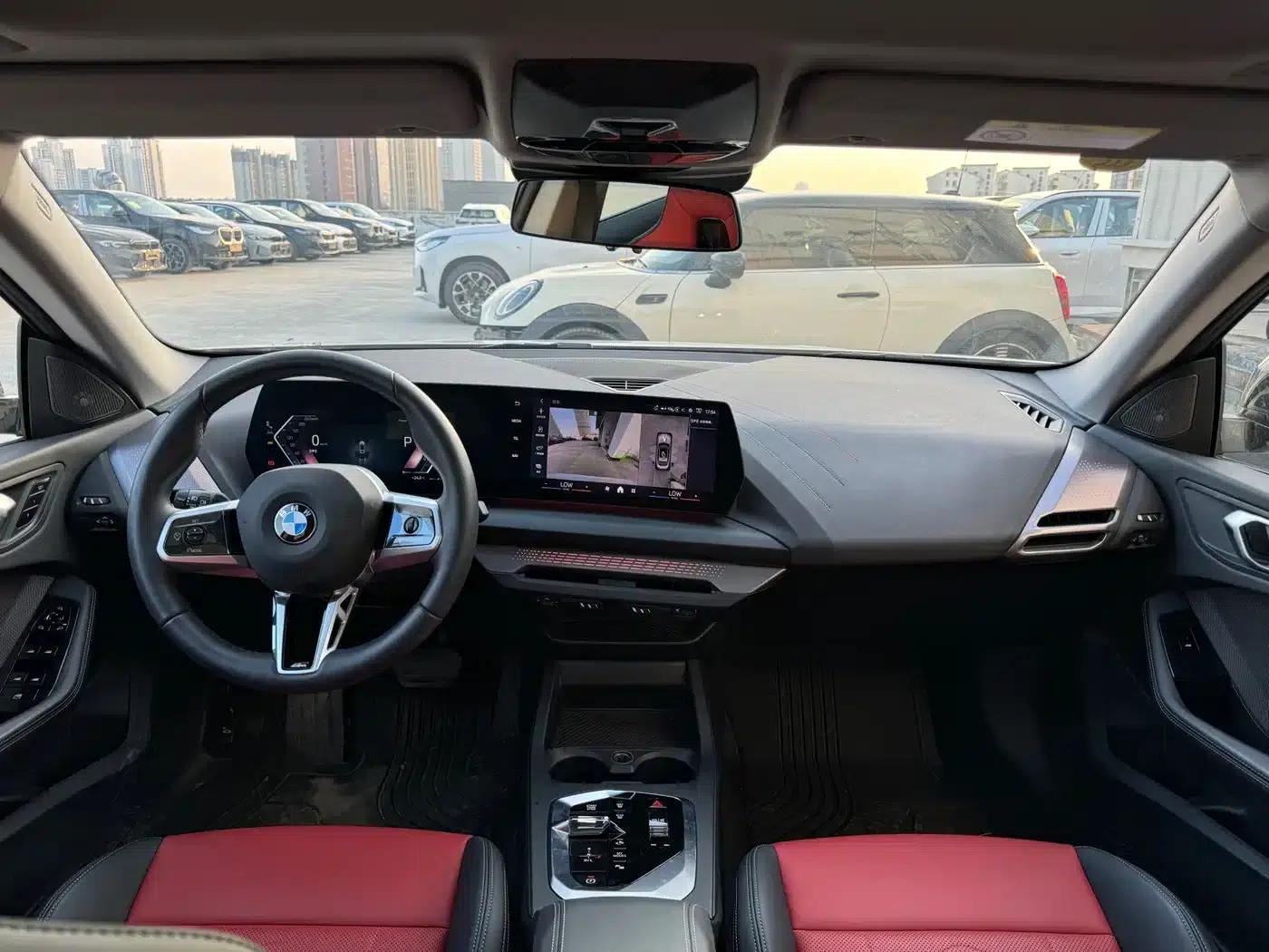 2025 BMW 2 Series 225L M Sport Shadow Edition — миниатюра 14