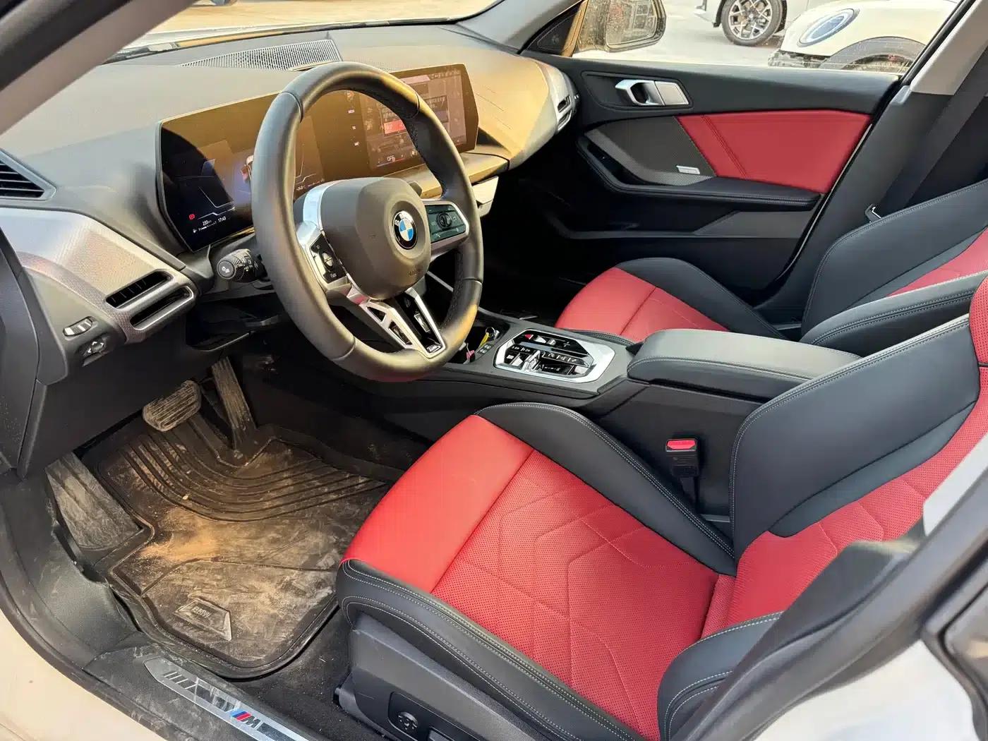 2025 BMW 2 Series 225L M Sport Shadow Edition — миниатюра 10